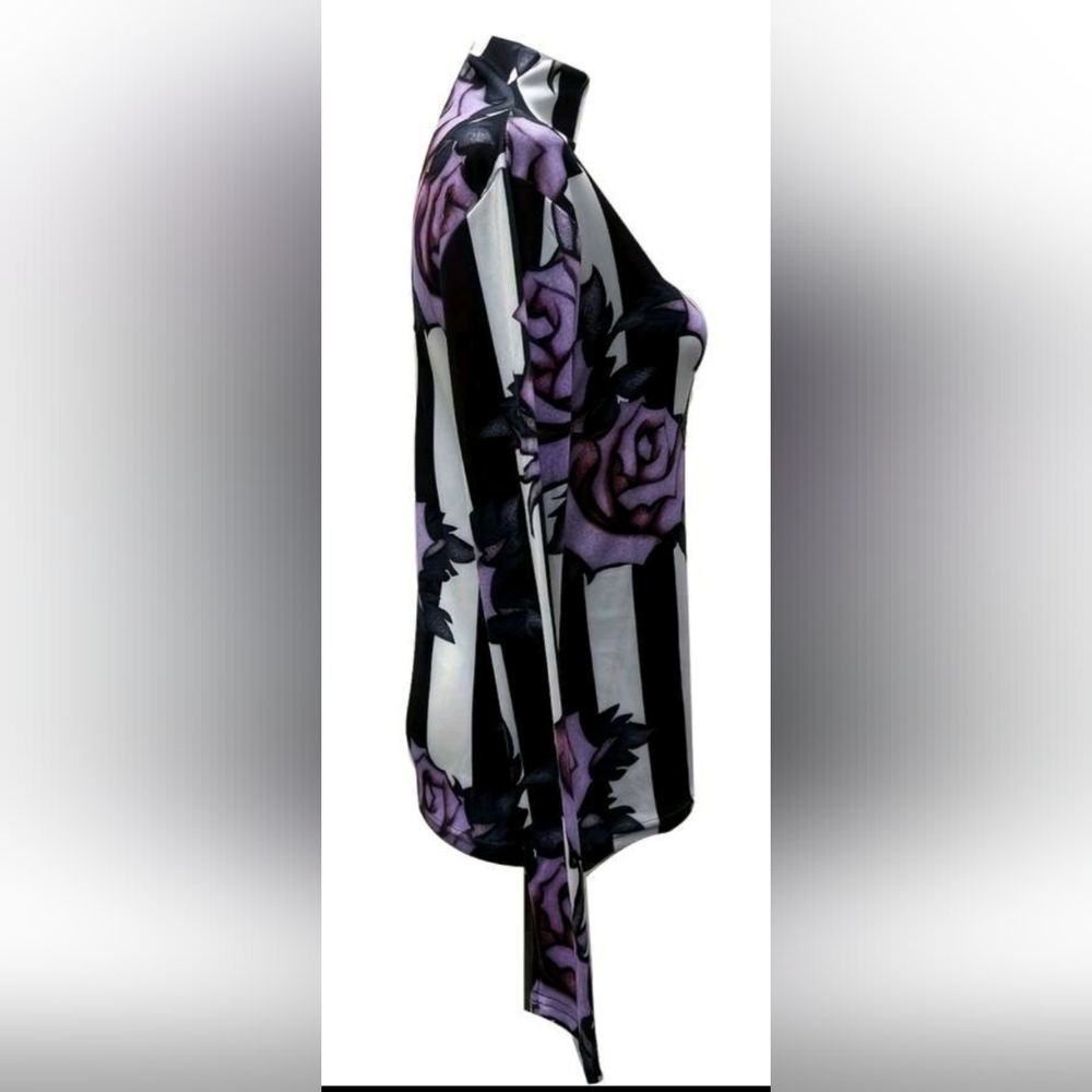 Bold Roses Print Top Lightweight - Picture 4 of 7